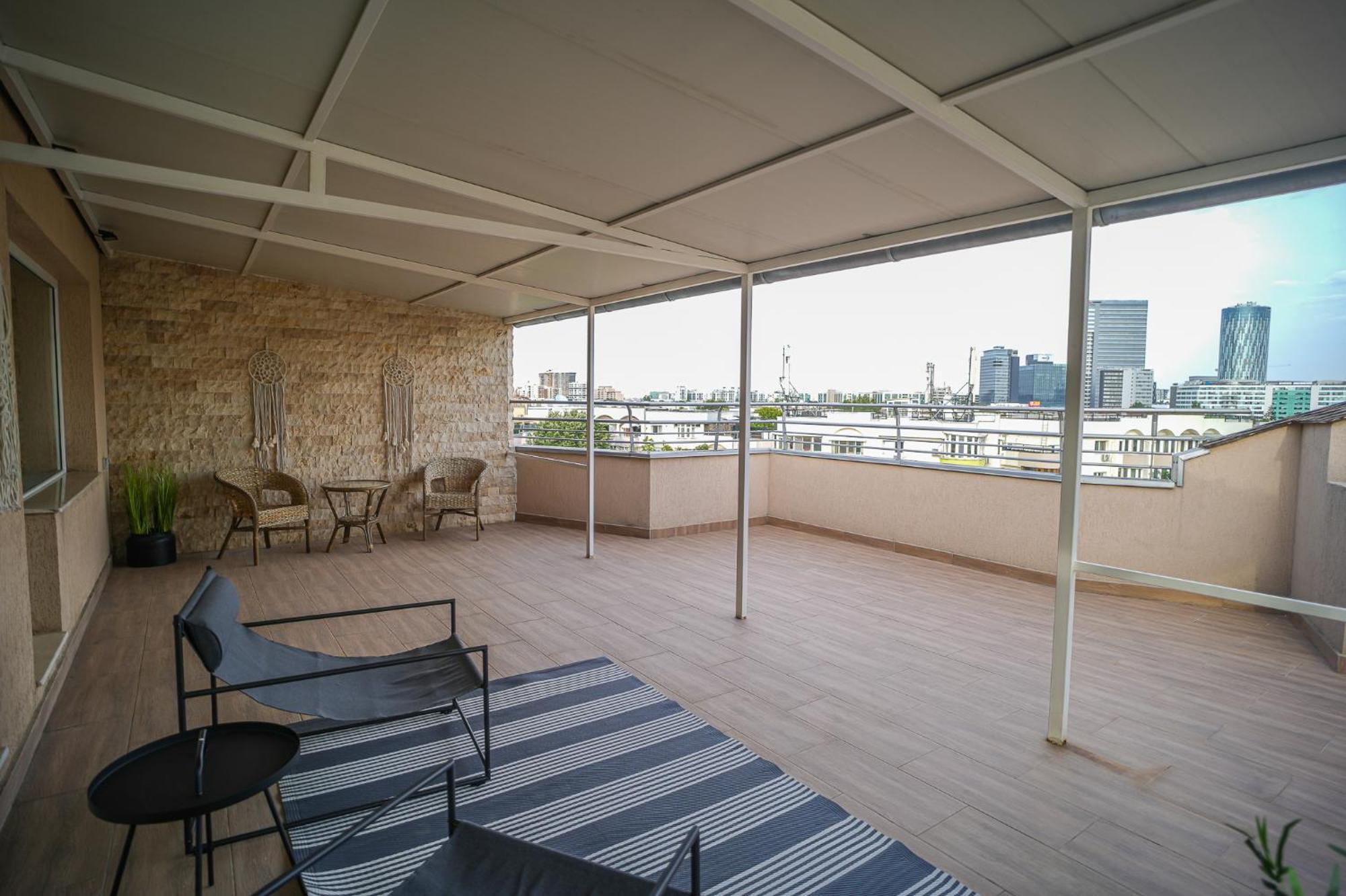 בוקרשט Penthouse With Huge Rooftop Terrace & City View מראה חיצוני תמונה