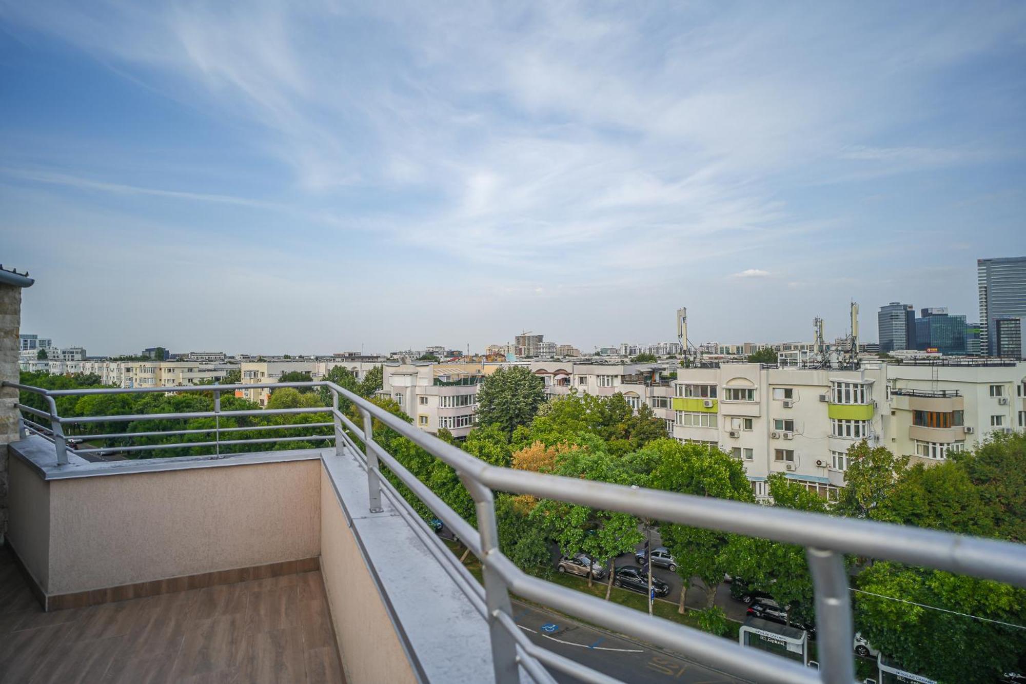 בוקרשט Penthouse With Huge Rooftop Terrace & City View מראה חיצוני תמונה