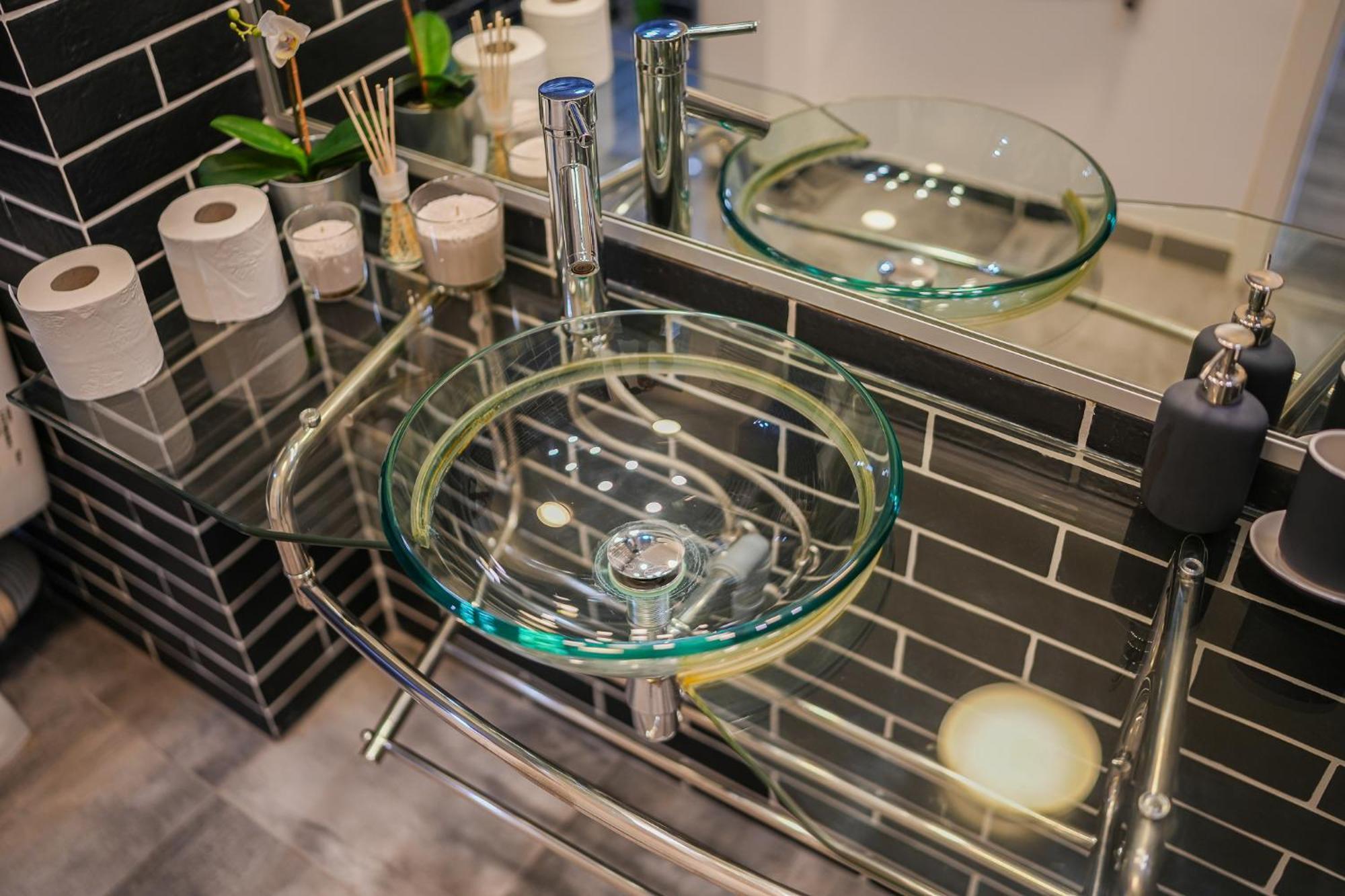 בוקרשט Penthouse With Huge Rooftop Terrace & City View מראה חיצוני תמונה