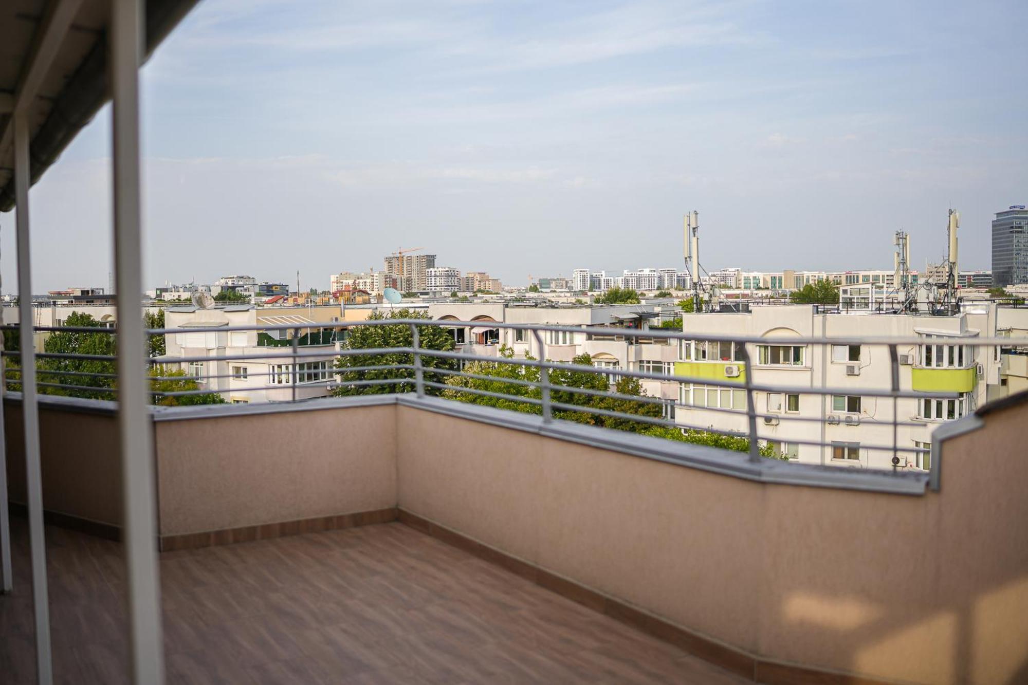 בוקרשט Penthouse With Huge Rooftop Terrace & City View מראה חיצוני תמונה