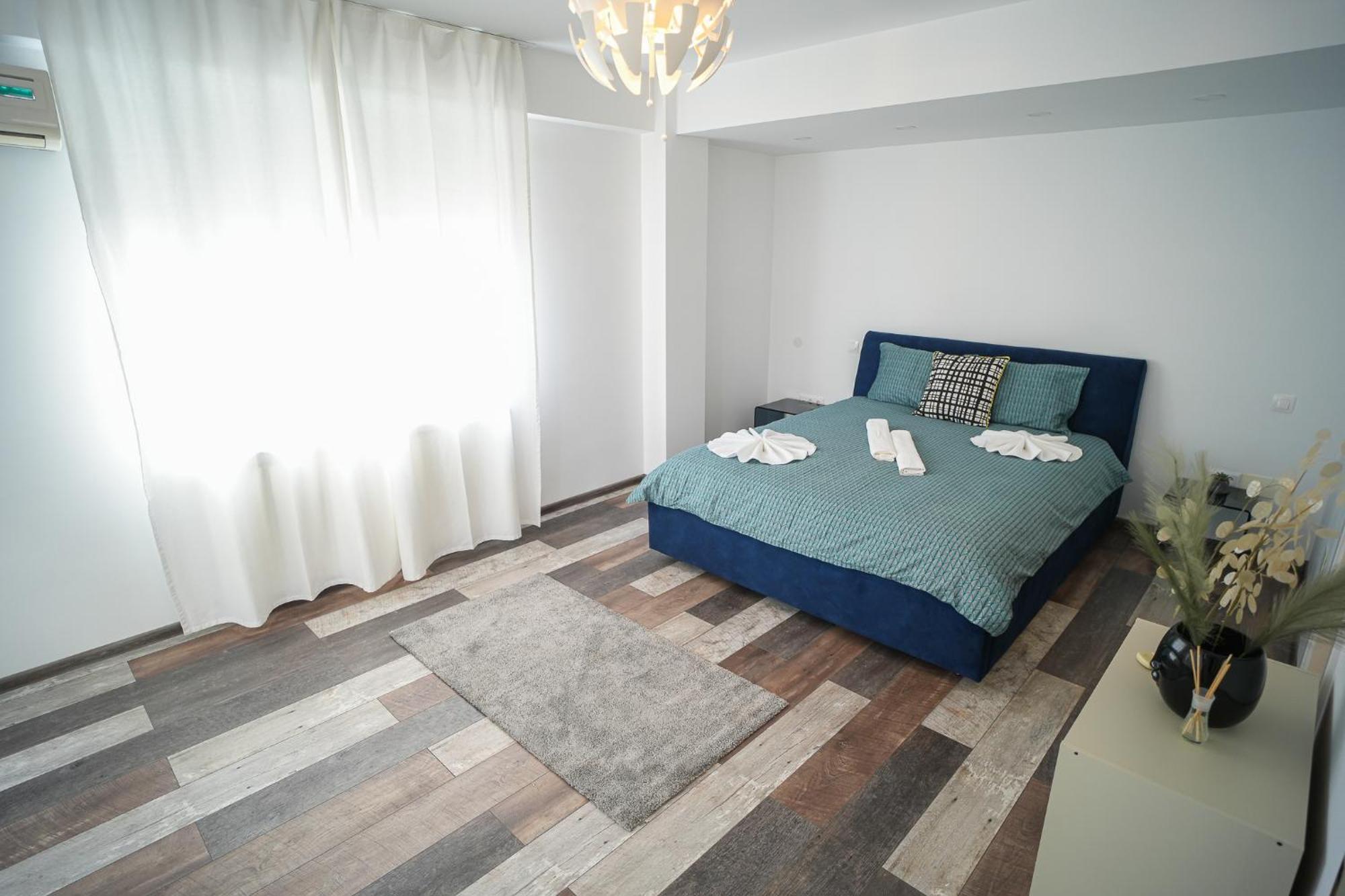בוקרשט Penthouse With Huge Rooftop Terrace & City View מראה חיצוני תמונה