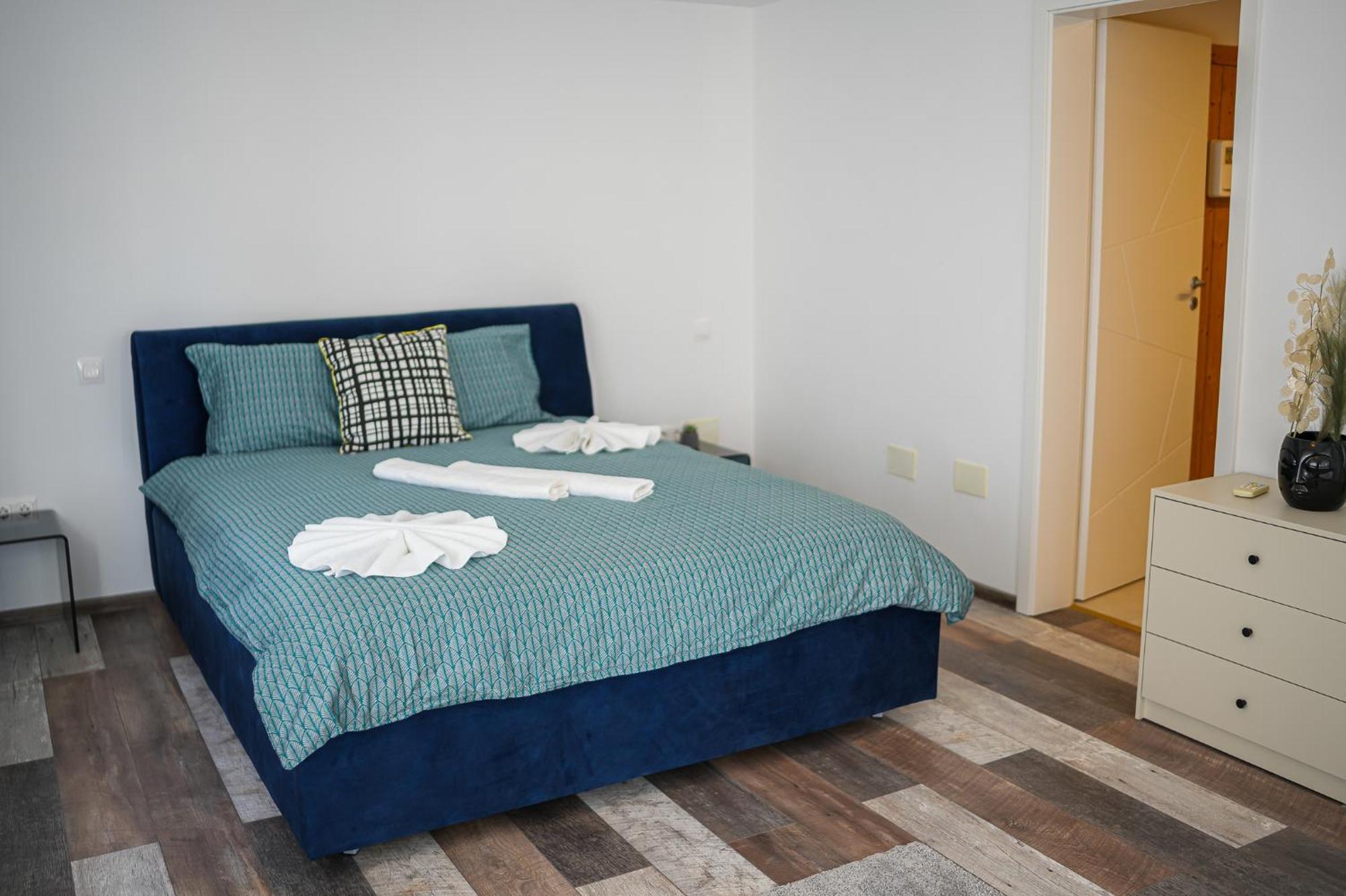 בוקרשט Penthouse With Huge Rooftop Terrace & City View מראה חיצוני תמונה