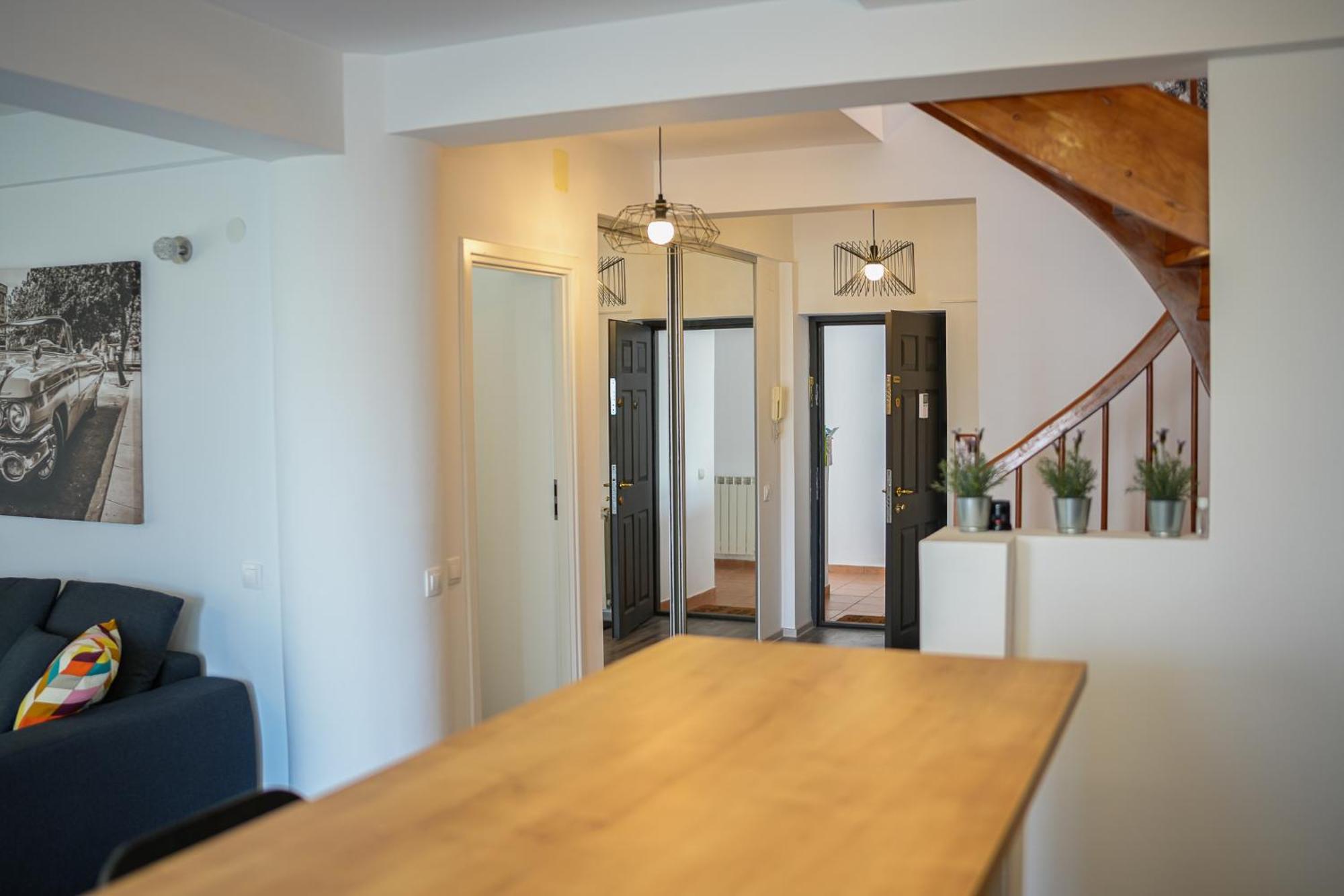 בוקרשט Penthouse With Huge Rooftop Terrace & City View מראה חיצוני תמונה